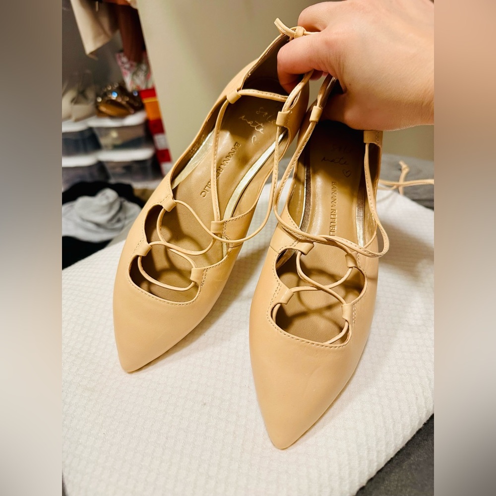 NEW! Banana Republic Ballerina Tie Shoes